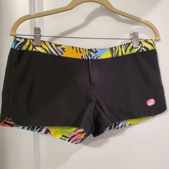 Roxy‎ Reversible Shorts - Size 5 - Picture 1 of 7